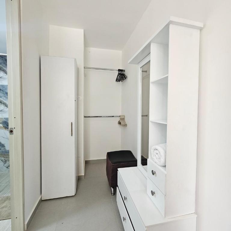 Amoblado - Ardila Lule - Fosunab - Apartamento - 3