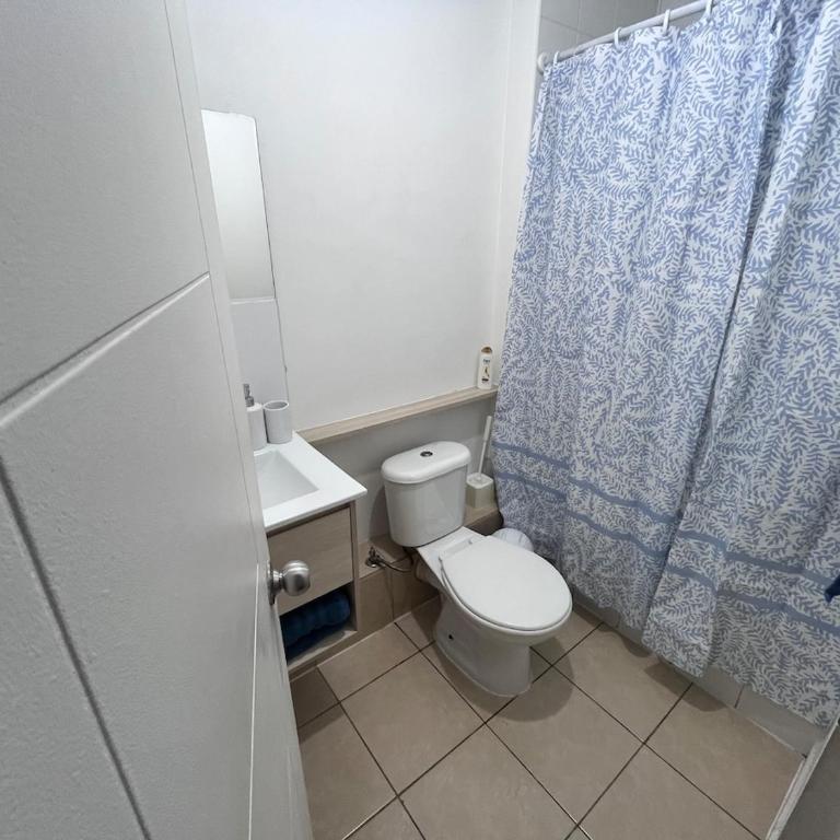 Moderno departamento con WiFi, y estacionamiento en Coronel - Apartamento de 2 dormitorios - 14