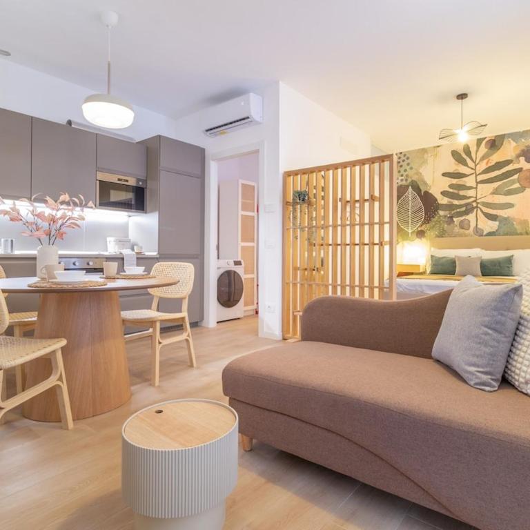 S&M APARTMENTS "Casa iago" appartamento di lusso con giardino a Monza - Studio-Apartment - 1