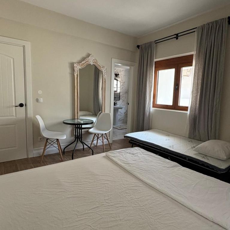 Zaytoon Residence - Double or Twin Room with Extra Bed - 2
