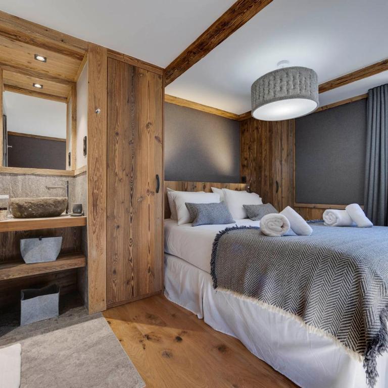 Appartement neuf avec cheminée, proche pistes, Val d'Isère - Two-Bedroom Apartment - 6