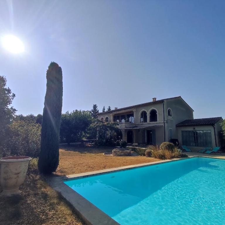 Magnifique Villa proche centre ville d'Uzès - Villa Deluxe - 1