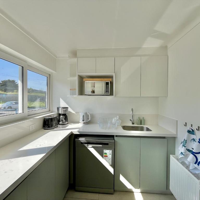 Altavista Reñaca - Fogón, quincho y piscina con vista al mar - Villa - 10
