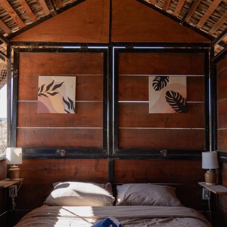 The Baja Station - One-Bedroom Chalet - 2