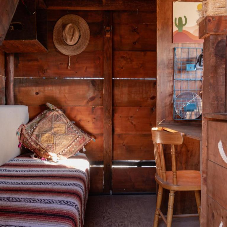 The Baja Station - One-Bedroom House - 1