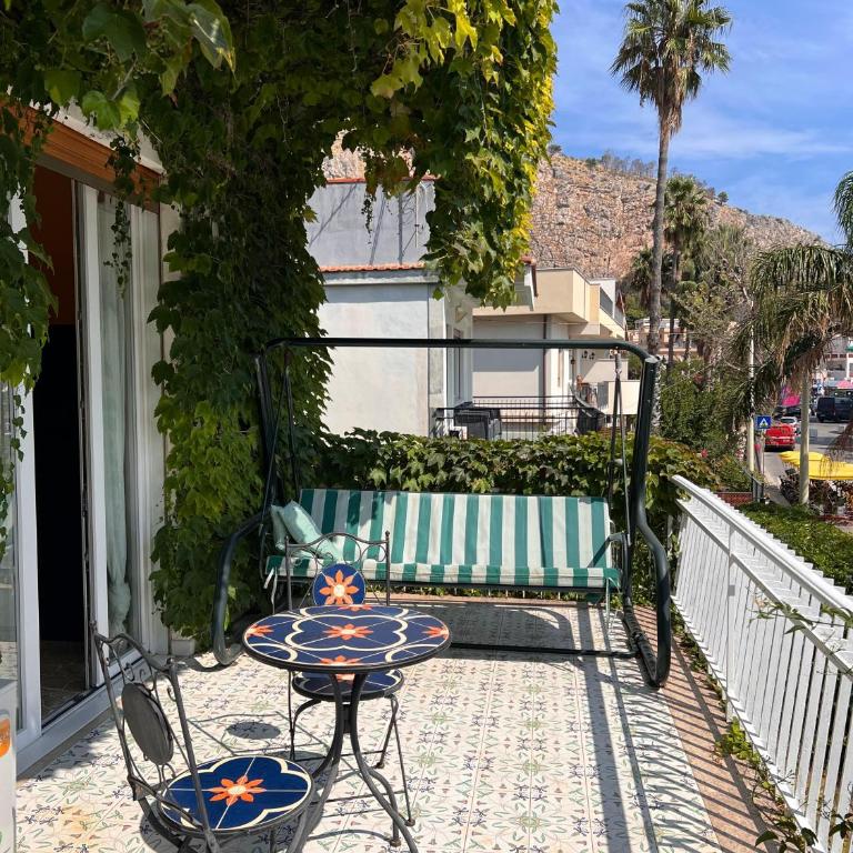 La terrazza sul mare - Three-Bedroom Villa - 5