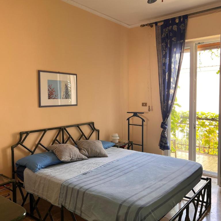 La terrazza sul mare - Three-Bedroom Villa - 12
