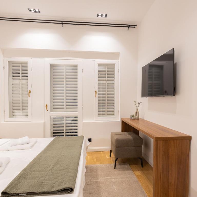 Vila Nada Sokobanja - Double Room with Balcony - 1