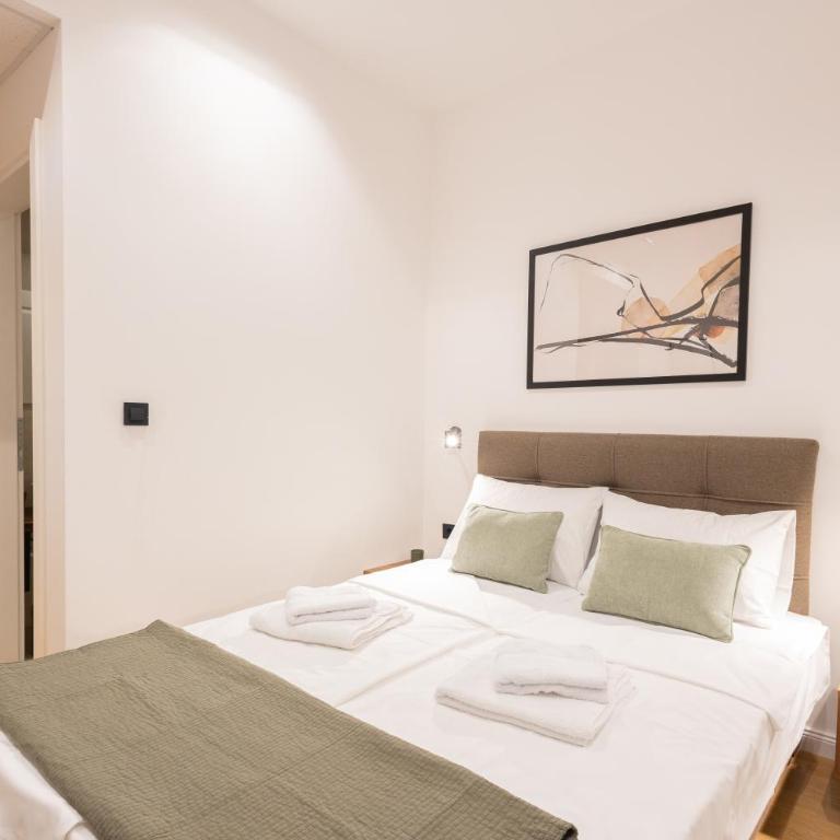 Vila Nada Sokobanja - Double Room with Balcony - 2