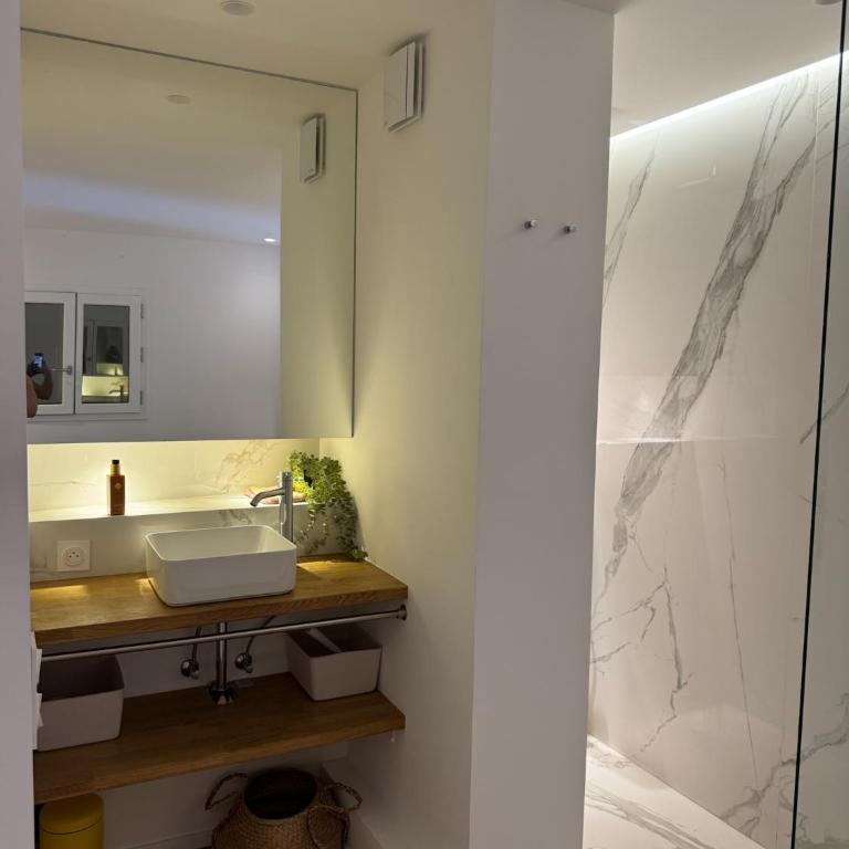 Superbe appartement à 2 minutes de la mer - Apartamento de 1 dormitorio - 11