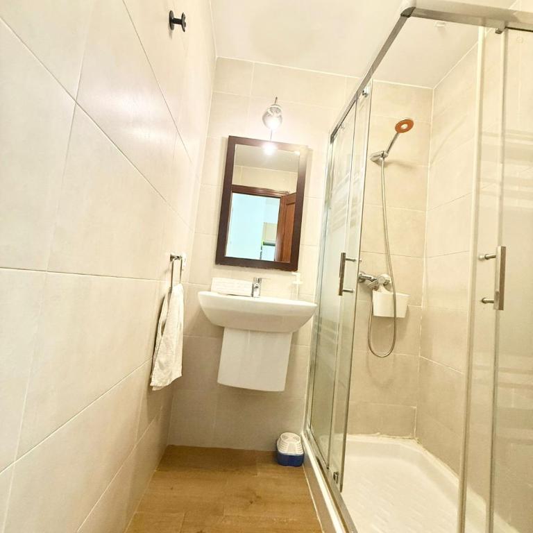 Metro Anton Martin 01 AMCH Hospedaje - Apartamento de 1 dormitorio - 18
