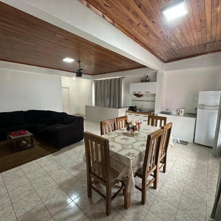Departamento amueblado con Cine, balcón y céntrico - One-Bedroom Apartment - 5
