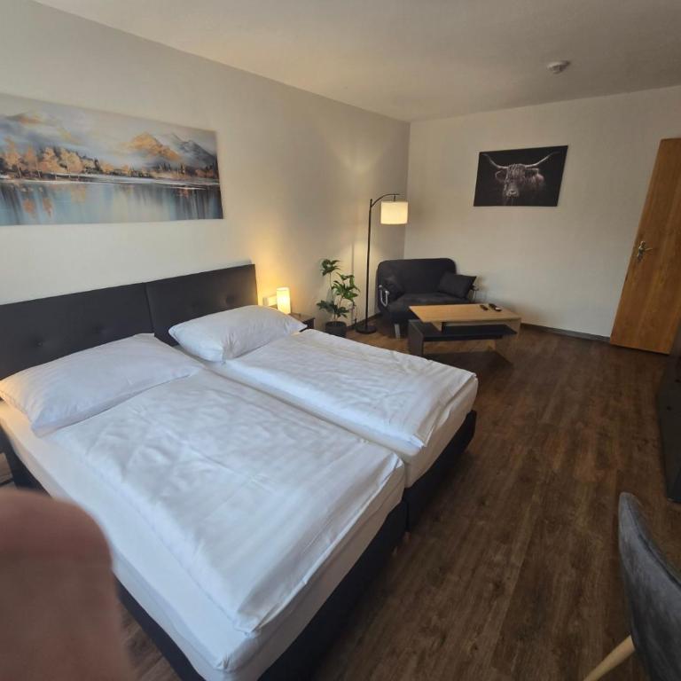 Landgasthof Schwarzberg - Apartment mit 2 Schlafzimmern und Balkon - 8