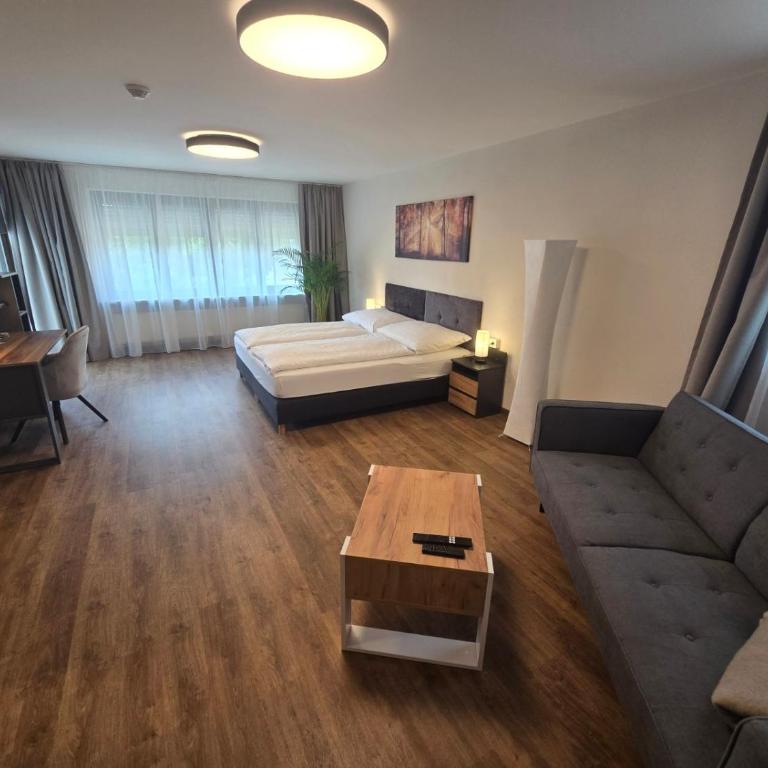 Landgasthof Schwarzberg - Apartment mit 2 Schlafzimmern und Balkon - 1
