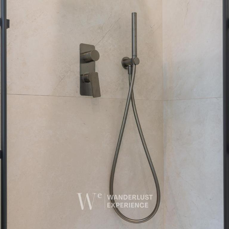 Wanderlust Experience Waves Lux Apartments - Villa - 39