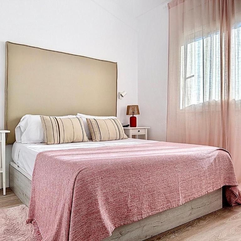 La Bella Lola Estartit Rental - Three-Bedroom House - 29