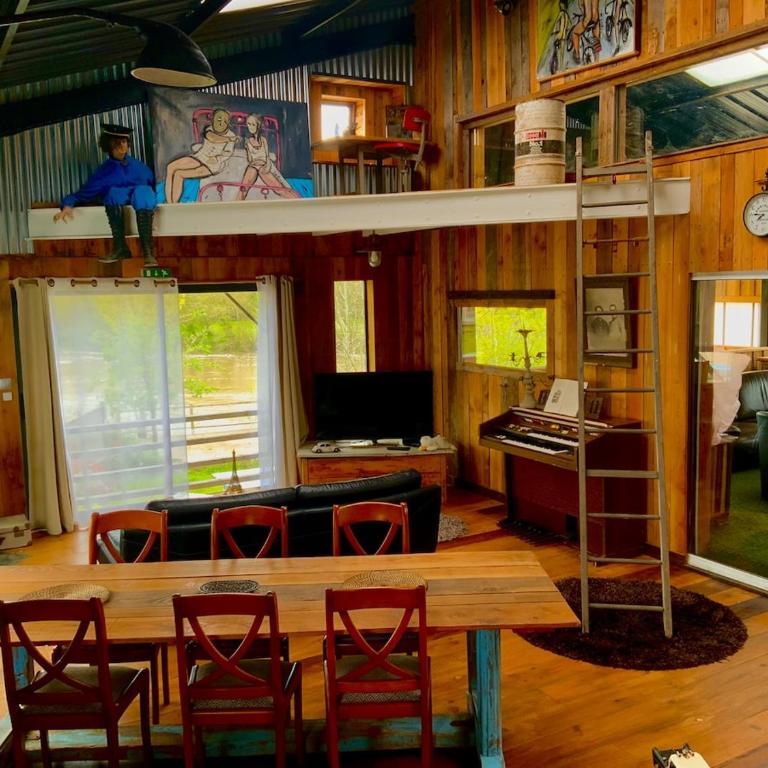 Loft géant au calme proche gare du Mans et 10 min circuit - Haus mit 3 Schlafzimmern - 34