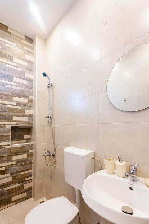 LAReina- Best Buy - Apartman sa 1 Spavaćom Sobom - 6