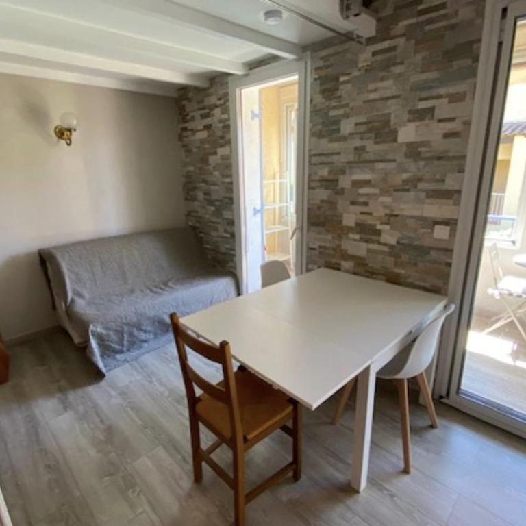 Beautiful dwelling close to the sea - Apartment - 6