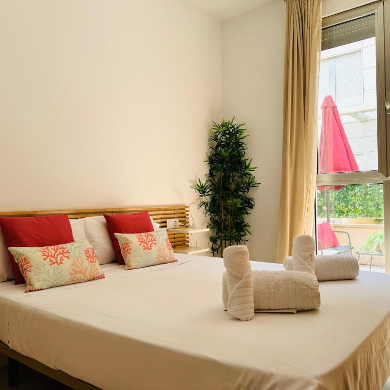 Stylish Apartment with Terrace on the BeachFrom - One-Bedroom Apartment - 22