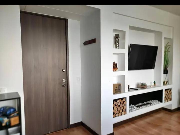 APTO GRANDE DE DOS HABITACIONES CON VENTILACIÓN Y EXCELENTE ENTRADA DE LUZz - Apartamento de 2 dormitorios - 4