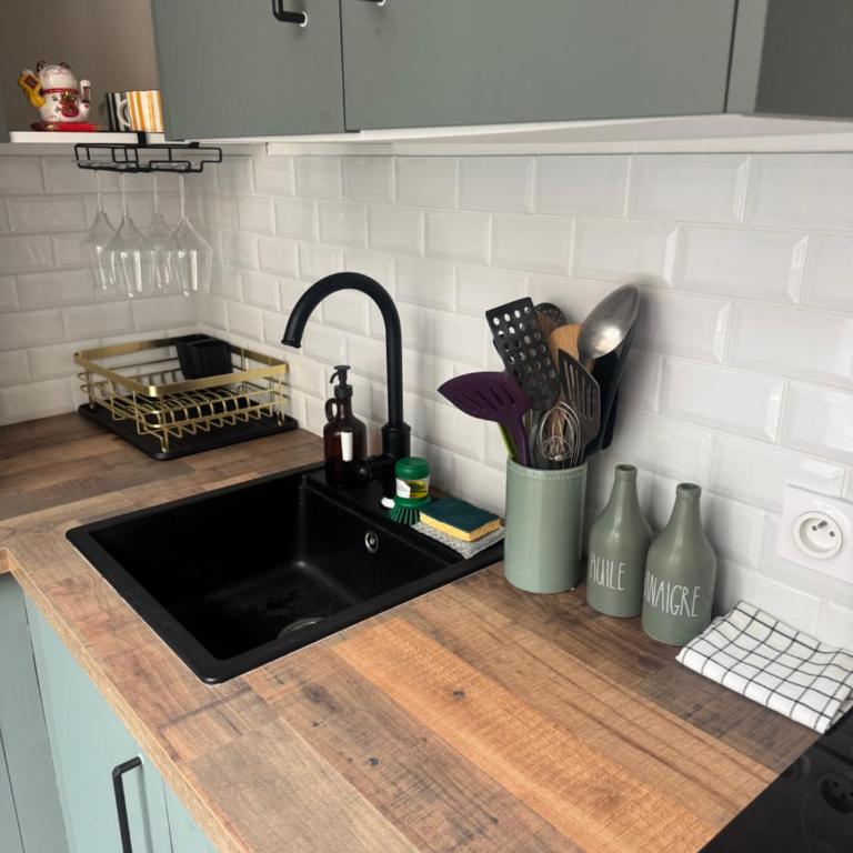 Appartement haussmannien dans le centre de Rouen - Apartamento de 1 dormitorio - 3