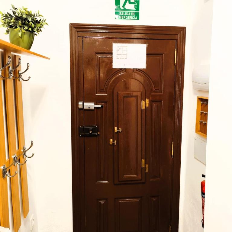 Apartamento Ceclavín - Three-Bedroom Apartment - 6