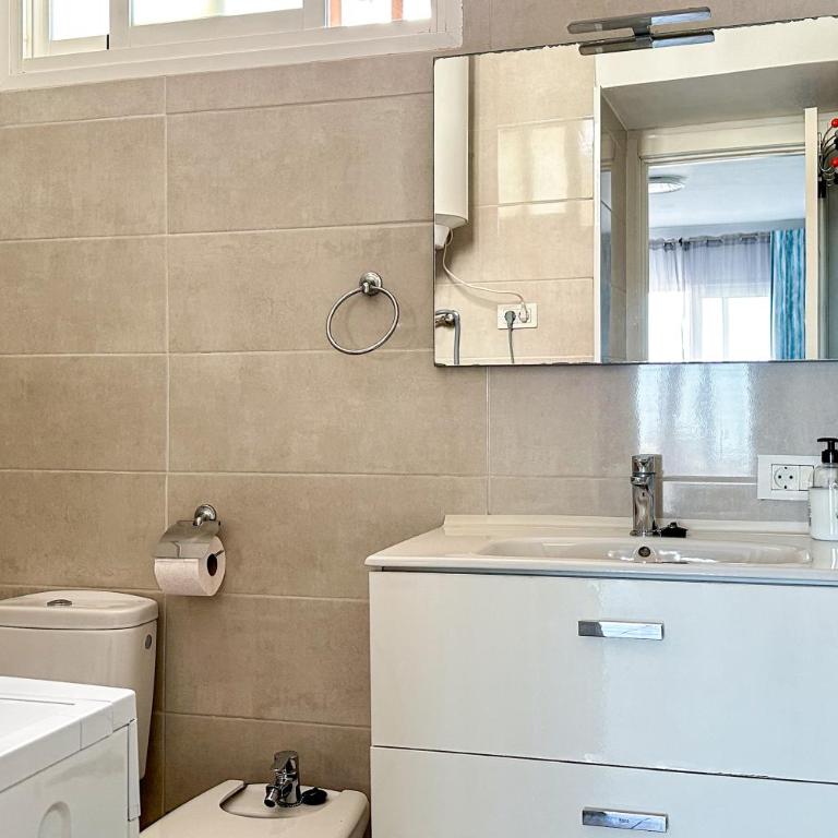 Apartment in Ocean Park, Costa Adeje, Tenerife - One-Bedroom Apartment - 17