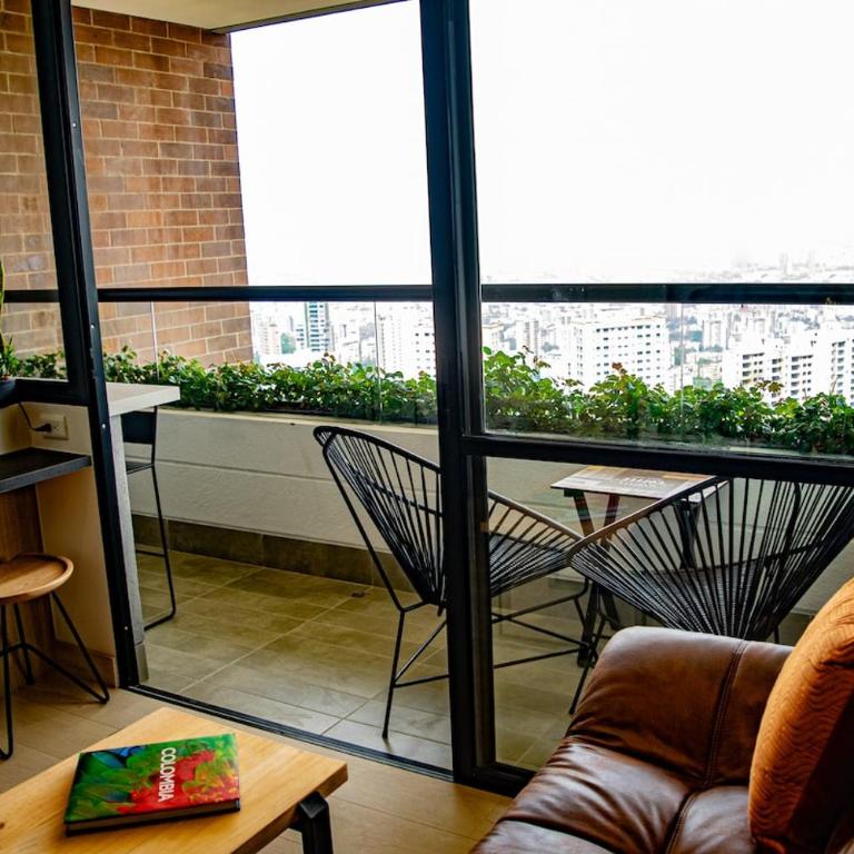 Modern and Luxury with jaw dropping Views en El Poblado - Apartamento de 1 dormitorio - 5