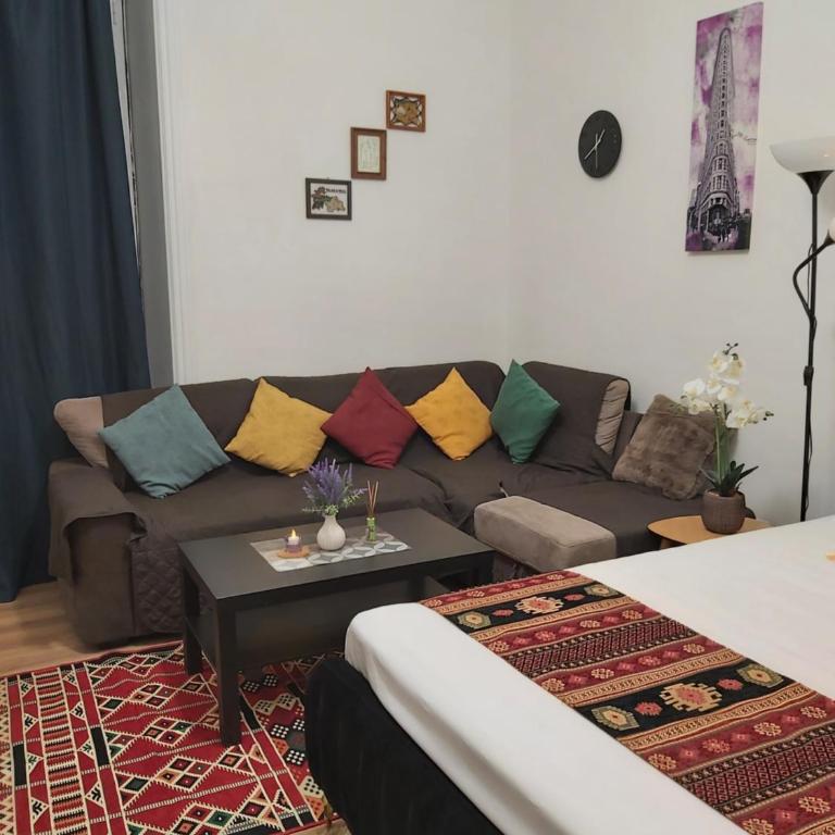Caserina Lux Roma - Camera Familiare - 9