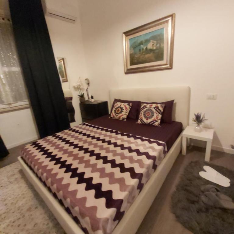 Caserina Lux Roma - Camera Tripla con Bagno Privato Esterno - 4