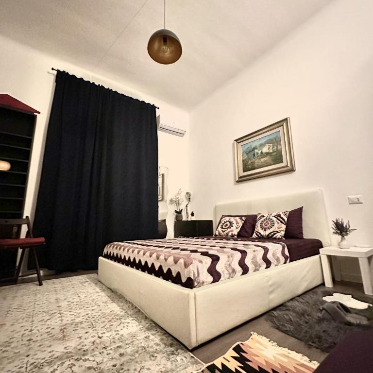 Caserina Lux Roma - Camera Tripla con Bagno Privato Esterno - 43