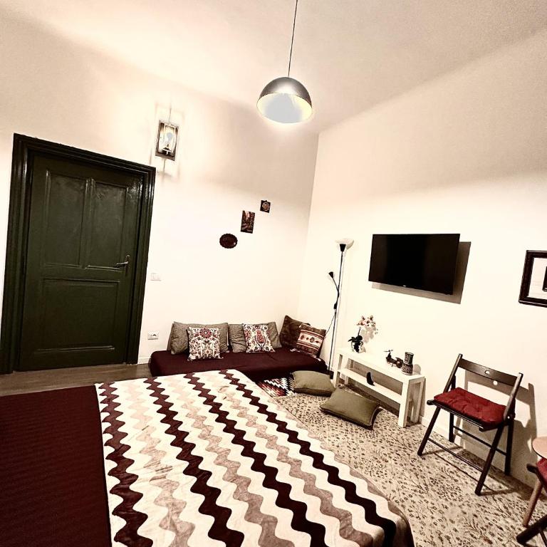 Caserina Lux Roma - Camera Tripla con Bagno Privato Esterno - 25