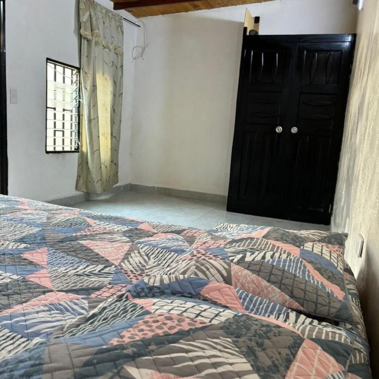 Amplia y cómoda casa en Bello - Apartamento de 2 dormitorios - 12