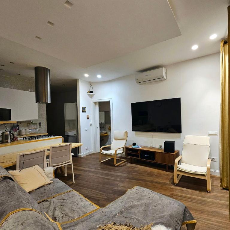 Casa Bianca Luino Terrace View - Two-Bedroom Apartment with Terrace - 7