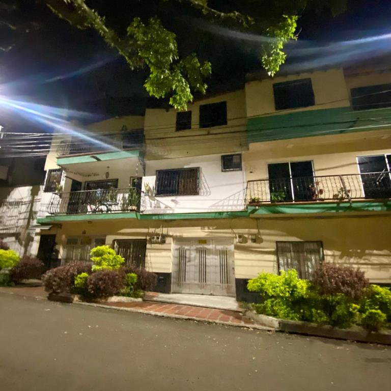 Apartamento Central Envigado - Two-Bedroom Apartment - 12