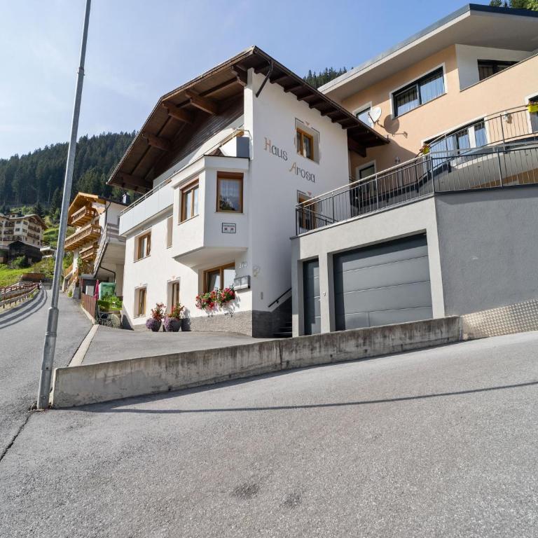 Apartment in Kappl near Ski Lift - Apartment mit 2 Schlafzimmern - 1