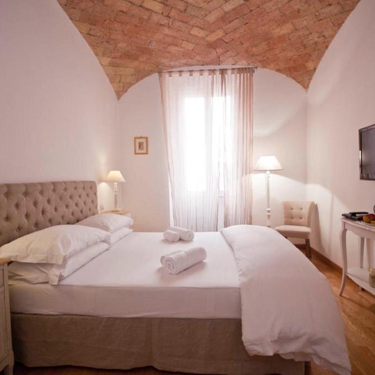 La finestra sul Colosseo B&B 1 - Camera Matrimoniale - 1