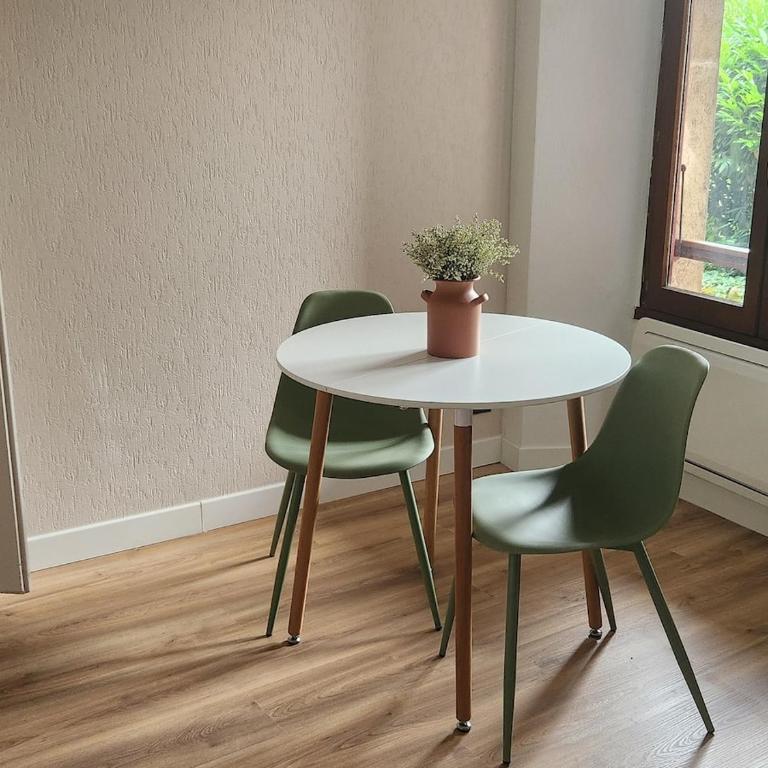 New - 50 m2 cocoon between lakes and mountains - Appartement 1 Chambre - 10