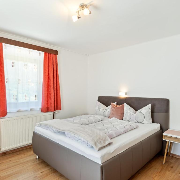 Apartment in Ötz near Hochoetz Ski Area - Ferienhaus mit 3 Schlafzimmern - 4