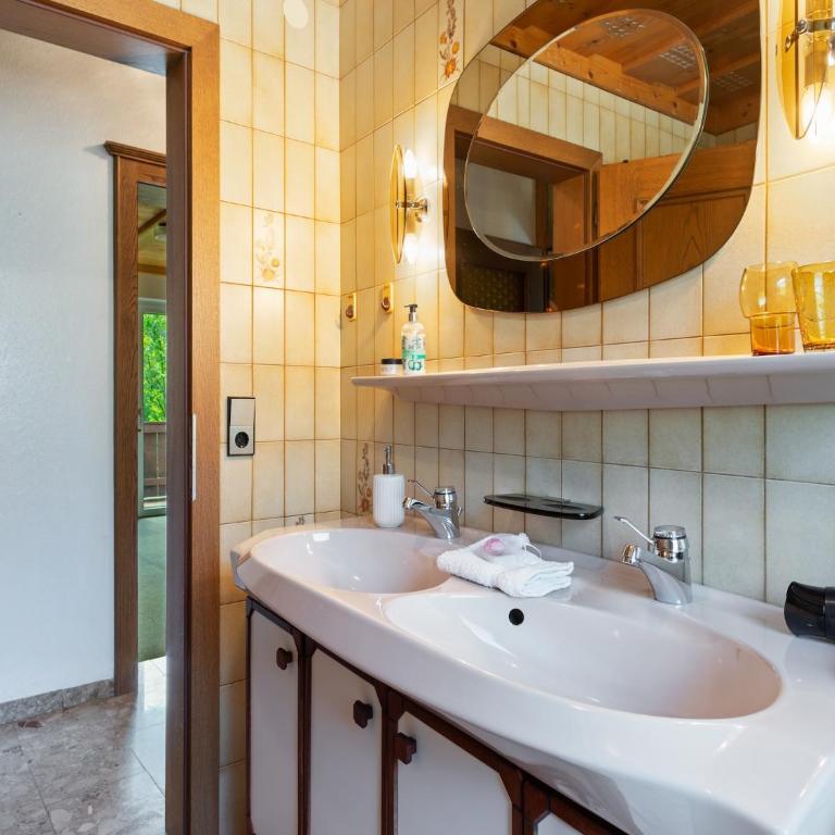 Chalet Bramberg near Ski Slopes - Appartement 2 Chambres - 16