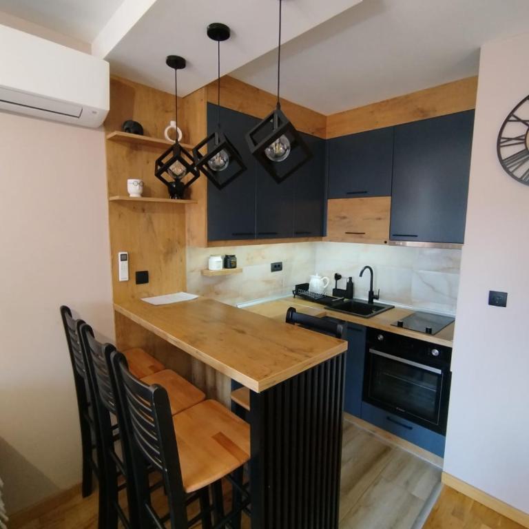 Apartman Gold - One-Bedroom Apartment - 12