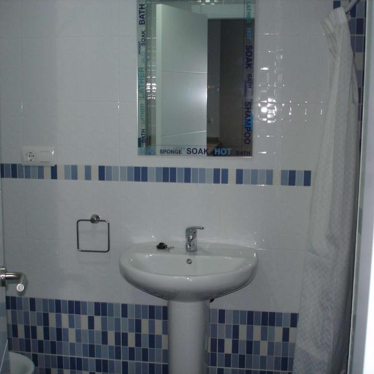Apartamento Cantabrico junto a la playa y al Hospital Puerta del Mar - Apartamento de 1 dormitorio - 10