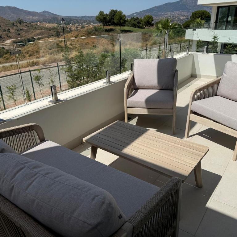 Casa Bella - Brand New Luxury 4 Bedroom Villa on La Cala Golf!! - Villa - 34