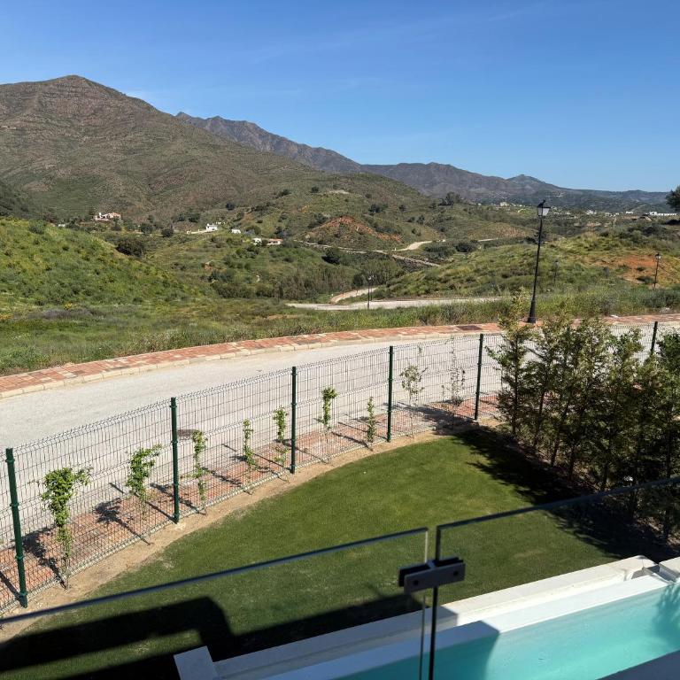 Casa Bella - Brand New Luxury 4 Bedroom Villa on La Cala Golf!! - Villa - 32