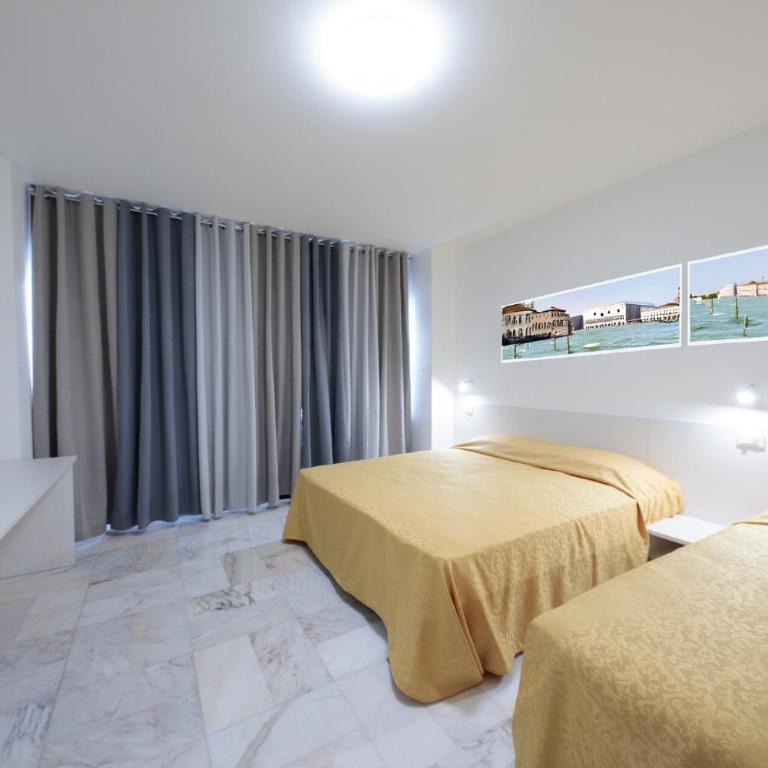 M9 Rest House Venice - Comfort Triple Room with Shower - 15