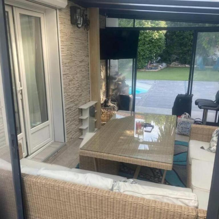Bas de villa avec piscine et jardin - Maison 3 Chambres - 10