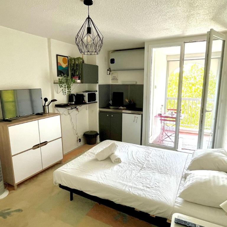 Apartment on the Port of Carnon - Studio - 14