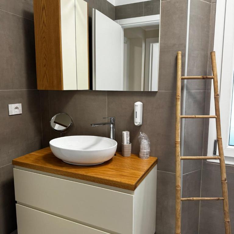 Villa Patrizia affittacamere con parcheggio privato - Standard Family Room - 13