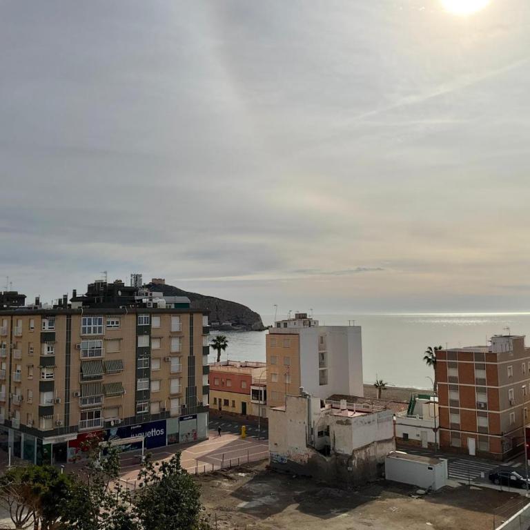 BRISA DE PONIENTE con cochera y aire acondicionado - Apartamento de 3 dormitorios - 38
